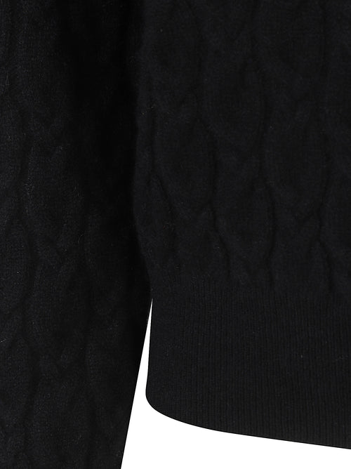 1114190 ALLUDE