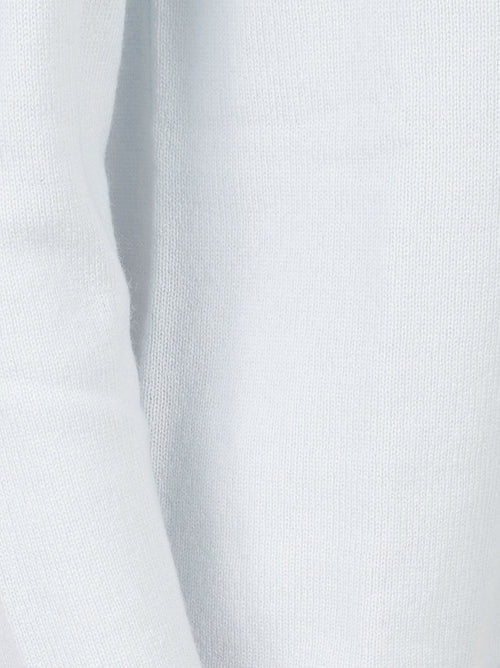 1116310 ALLUDE