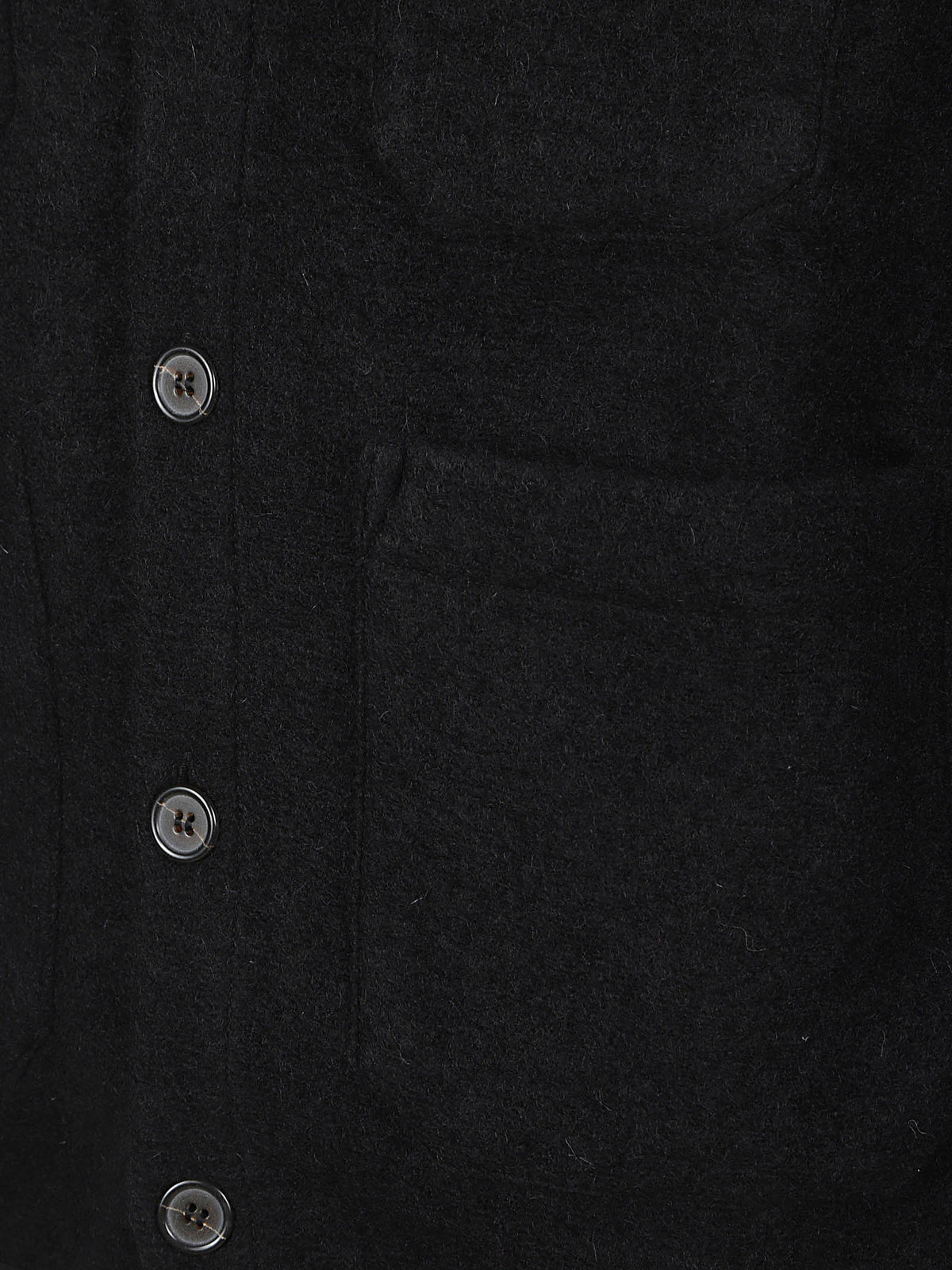00016BLACK UNIVERSAL WORKS